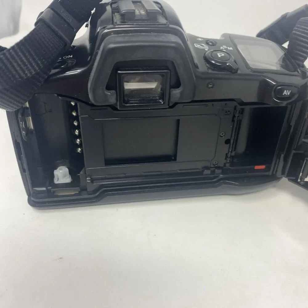 Lot Of 2 Cameras Minolta Maxxum 400si & Canon Eos Rebel 35mm For Parts Untested